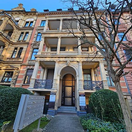 Apartment Wiesbaden Mitte, Zentral Am Park, Congresscenter 5 Min, Bahnhof 10Min 外观 照片