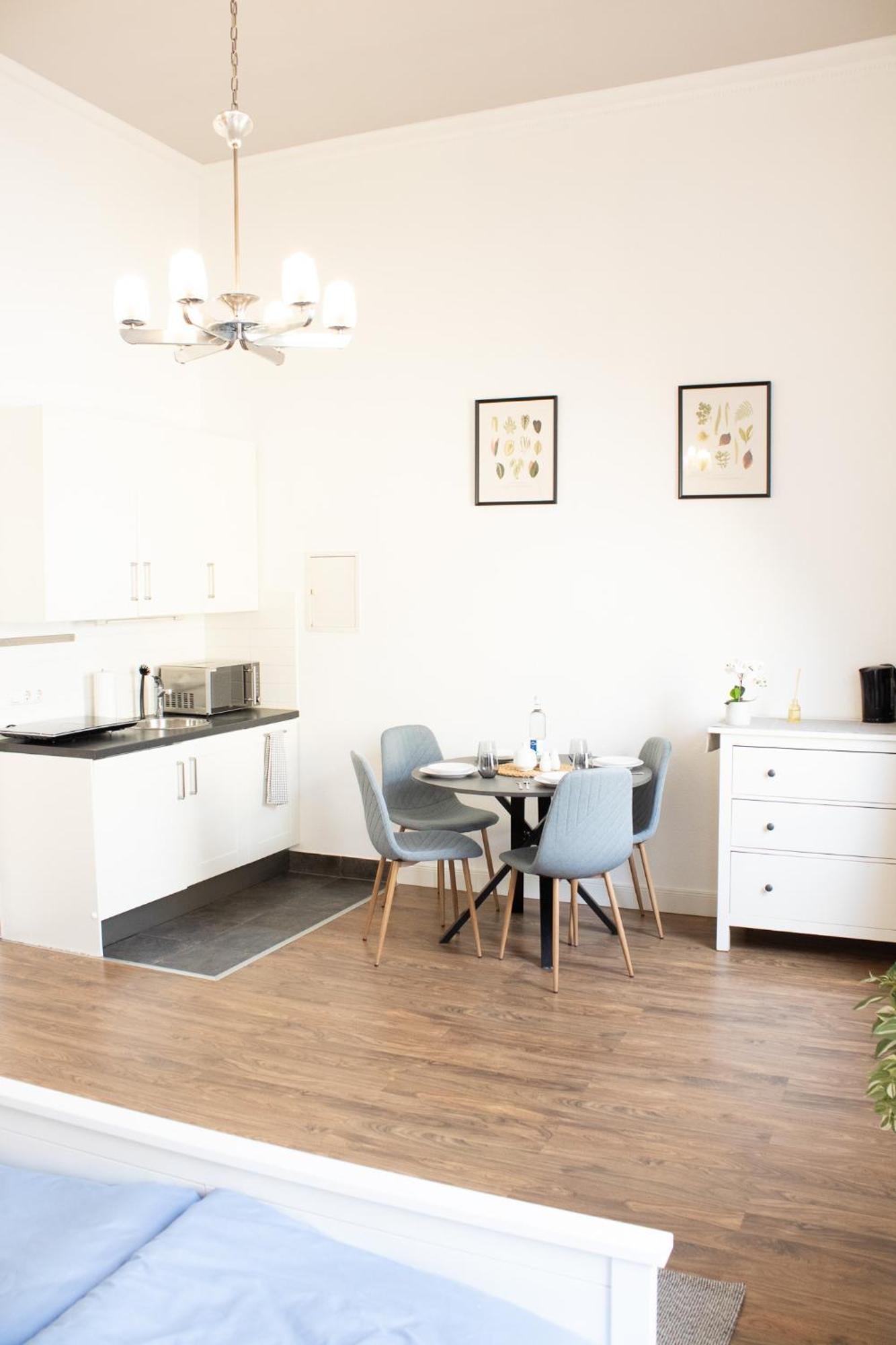 Apartment Wiesbaden Mitte, Zentral Am Park, Congresscenter 5 Min, Bahnhof 10Min 外观 照片